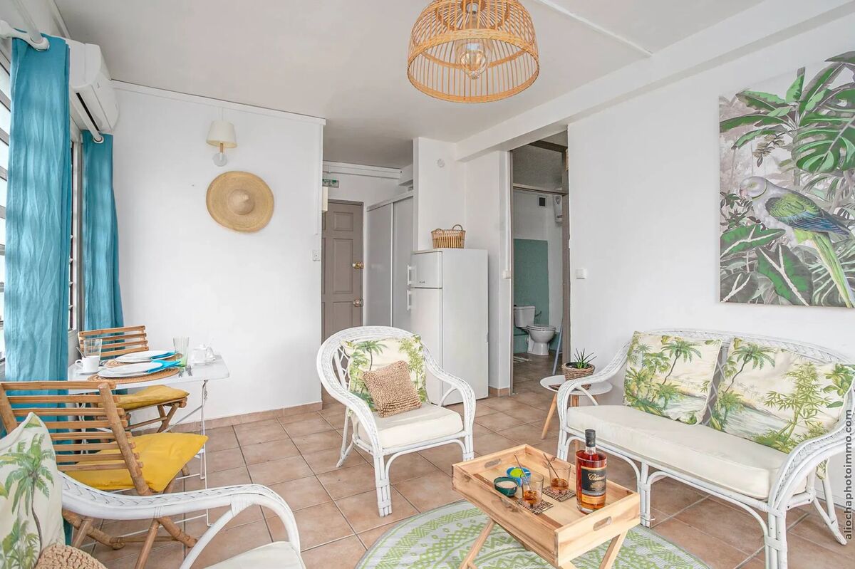 Appartement avec terrasse et vue ville à Fort-de-France, 40 m² - Photo 4