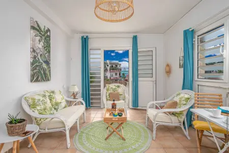 Location appartement à Fort de France, Appartement avec terrasse à Fort-de-France, 40 m², vue ville