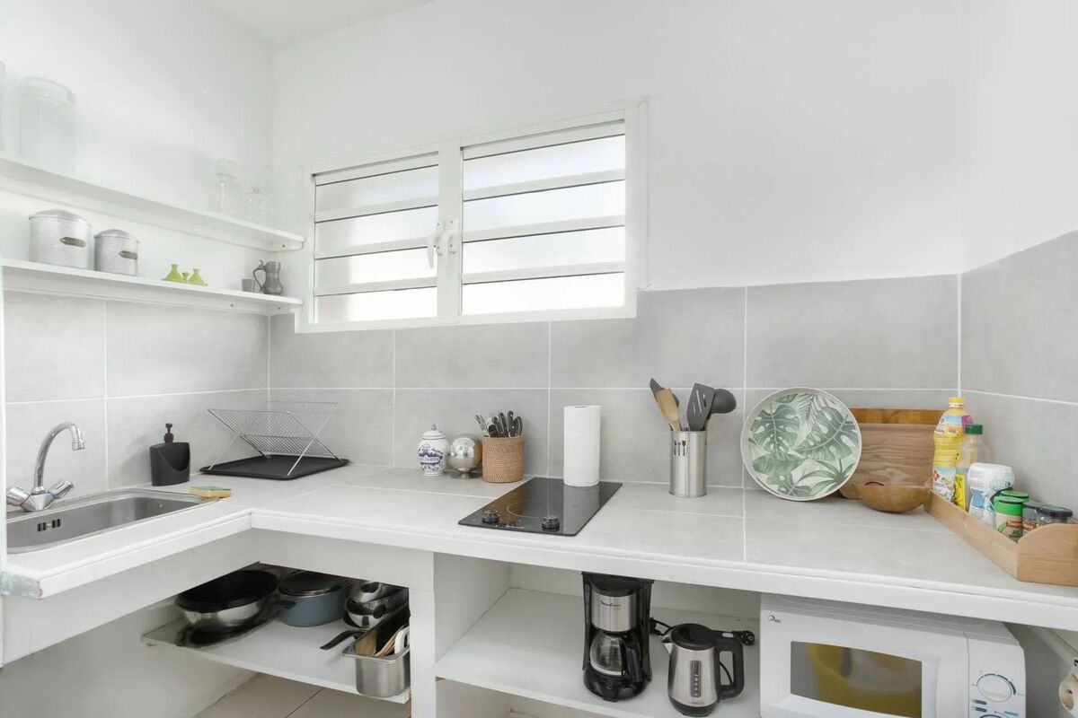 Appartement 1 chambre à Fort-de-France, entrée privée et parking gratuit - Photo 15