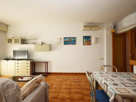 Appartement avec clim et piscine - 4 pers., Appartement 4 personnes à Lloret de Mar : photo 4