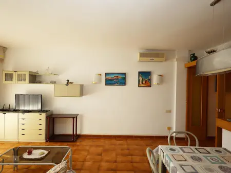 Appartement avec clim et piscine - 4 pers., Appartement 4 personnes à Lloret de Mar : photo 35