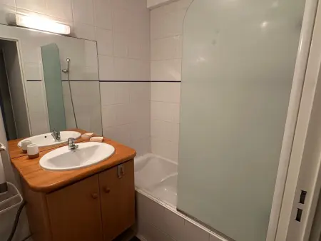 Appartement 67 m² climatisé, terrasse, près du port : photo 18
