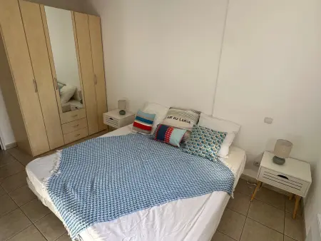 Appartement 67 m² climatisé, terrasse, près du port : photo 19