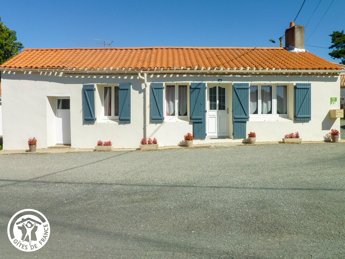 Gîte 6 pers. à Saint-Julien-des-Landes, étang pêche - Photo 1