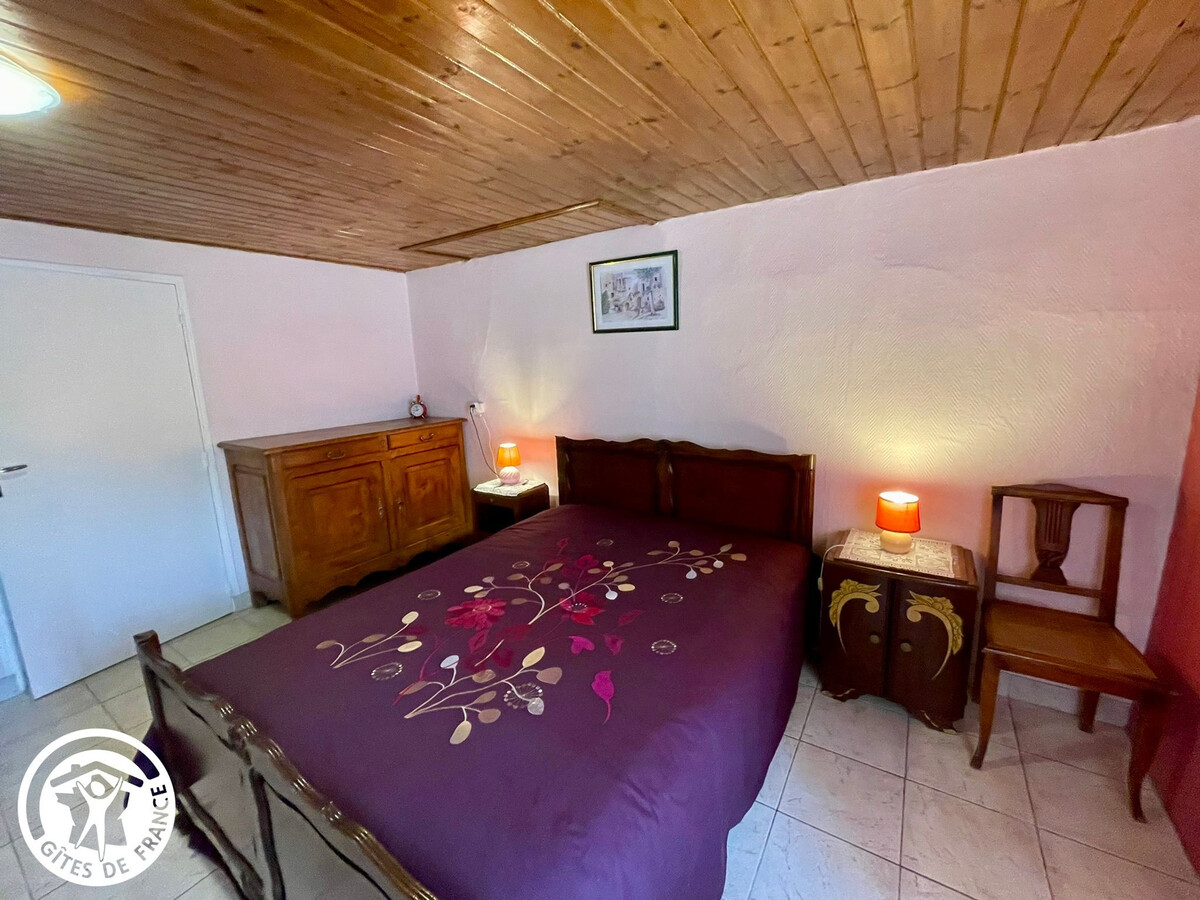 Gîte 6 pers. à Saint-Julien-des-Landes, étang pêche - Photo 4