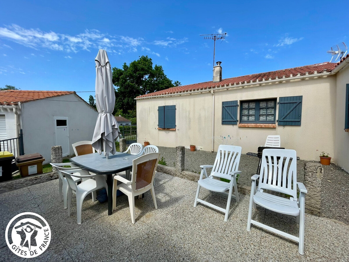 Gîte 6 pers. à Saint-Julien-des-Landes, étang pêche - Photo 5