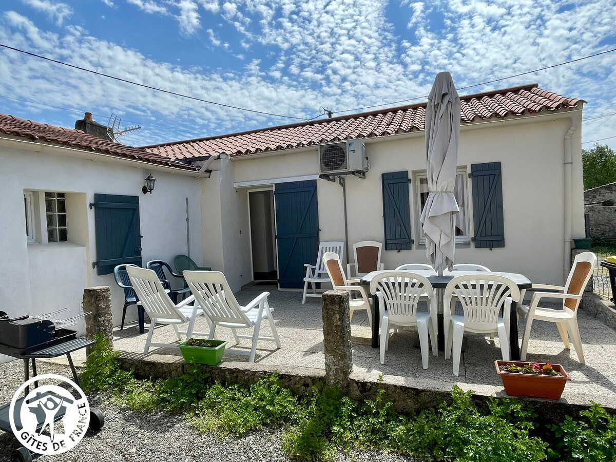 Gîte 6 pers. à Saint-Julien-des-Landes, étang pêche - Photo 23