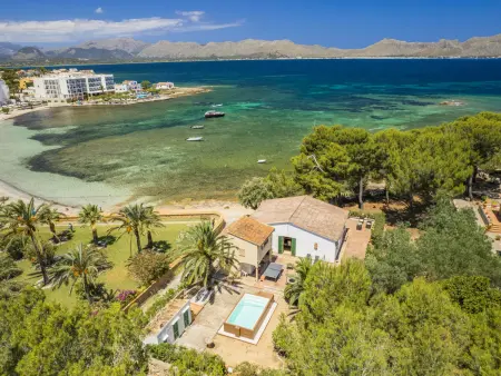 Location villa à Alcúdia, Villa face mer à Alcúdia avec piscine privée et climatisation