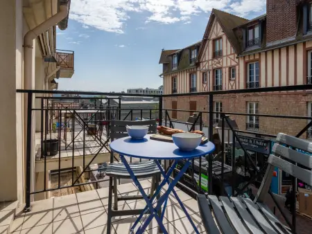 Appartement Victoria, 2 ch., balcon sud à 600 m de la mer