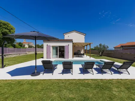 Vila Klara, maison 3 chambres avec piscine chauffée : photo 9
