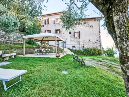 Maison Silvia I à Torri del Benaco, 4 pers., jardin