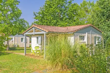 Gîte au bord du Lot avec piscine et spa : photo 2