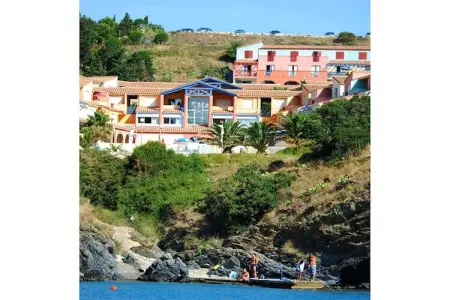 Location appartement à Cerbère, Retraite méditerranéenne à flanc de colline