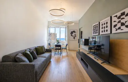 Location appartement à Recco, Double One Beach & City