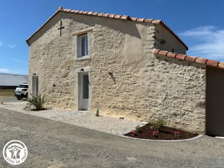 Gîte en forêt vendéenne avec vue sur les animaux : photo 4