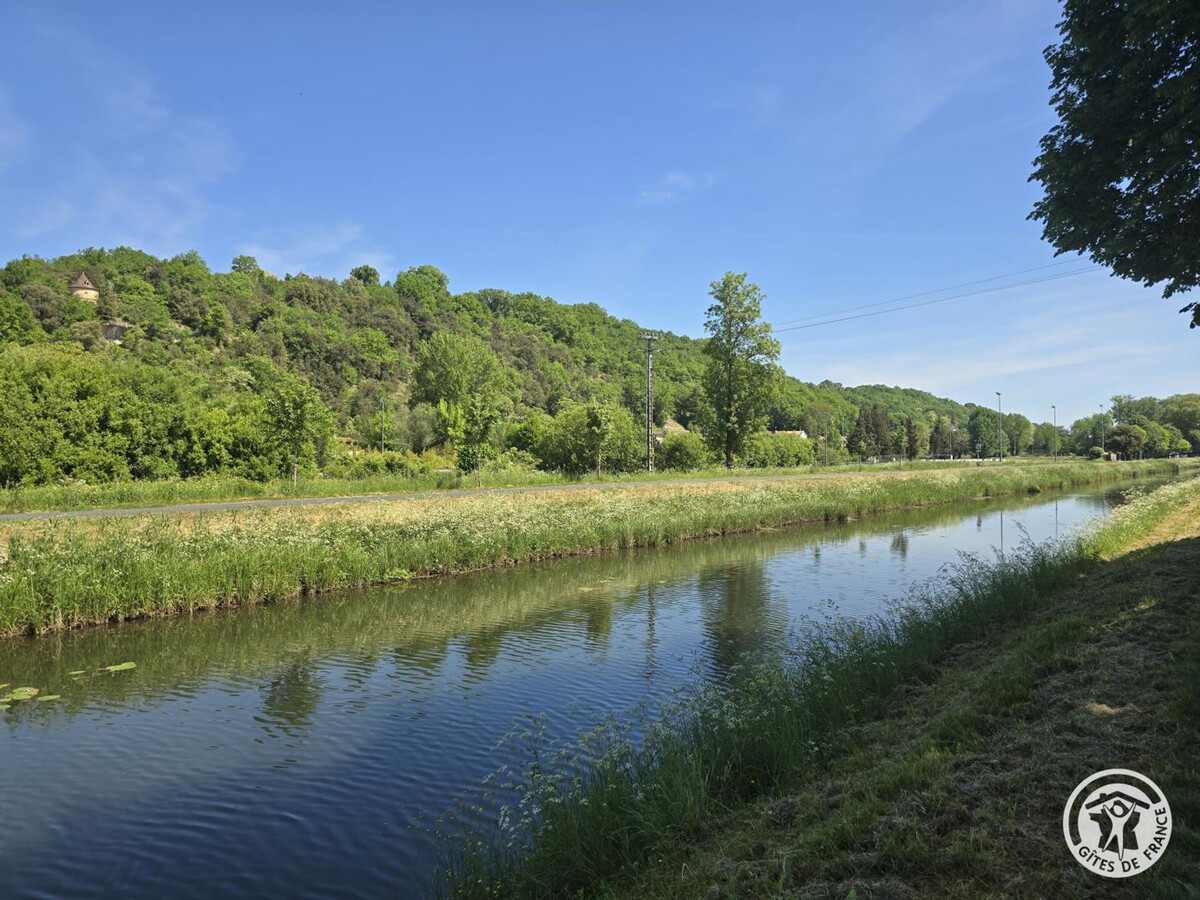 Gîte climatisé 6 pers. à Lalinde, accès canal - Photo 18