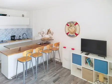 Studio 27m² vue mer et marina à Bormes-les-Mimosas : photo 2