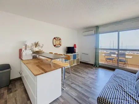 Studio 27m² vue mer et marina à Bormes-les-Mimosas : photo 5