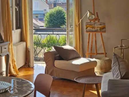 Appartement moderne vue cathédrale à Périgueux : photo 2
