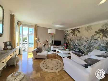Appartement moderne vue cathédrale à Périgueux : photo 3