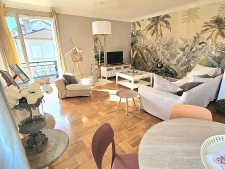 Appartement moderne vue cathédrale à Périgueux : photo 5