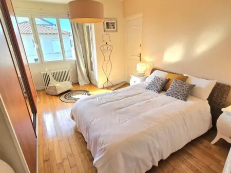 Appartement moderne vue cathédrale à Périgueux : photo 16