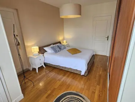 Appartement moderne vue cathédrale à Périgueux : photo 17