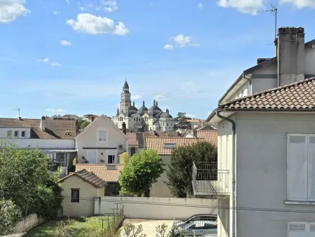 Appartement moderne vue cathédrale à Périgueux : photo 22
