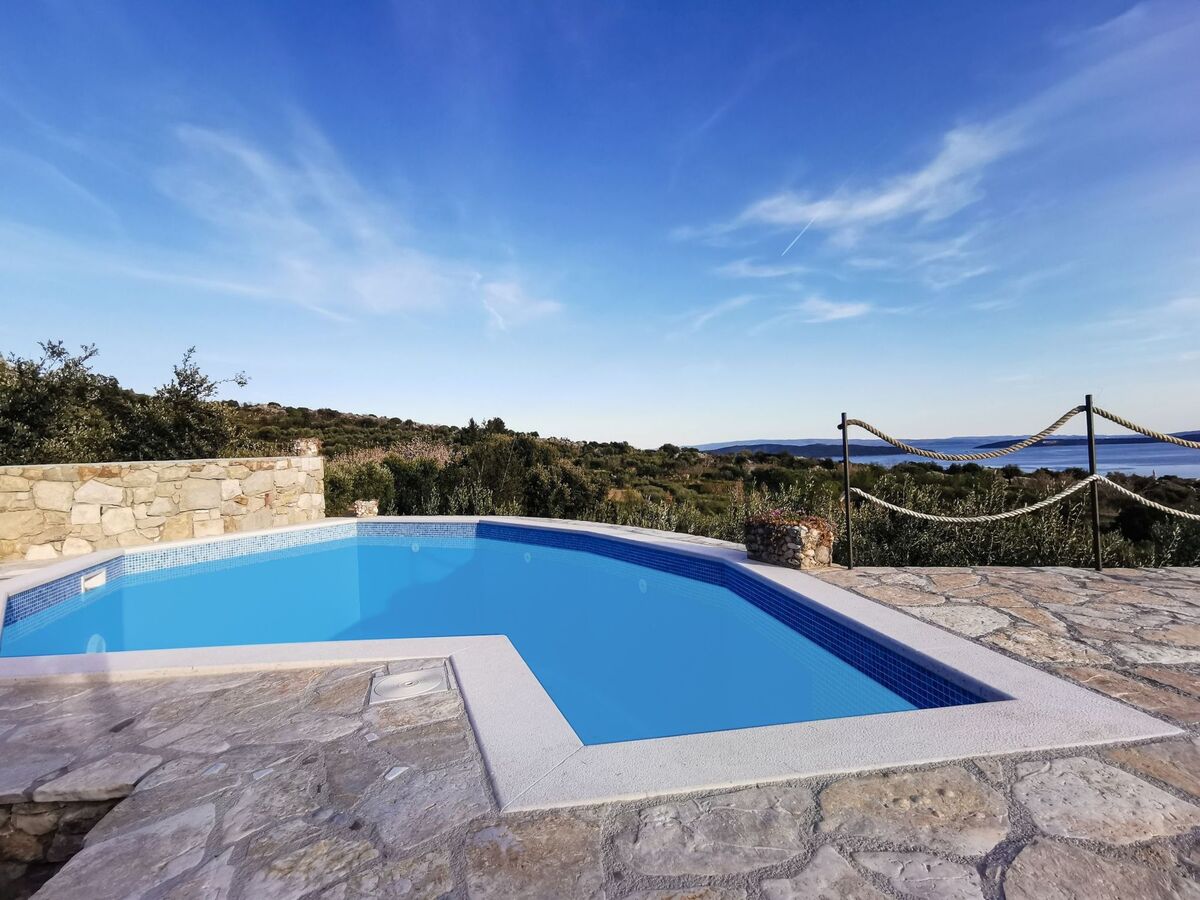 Maison Angelo en pierre avec piscine privée à Kaštel Lukšić - Photo 9