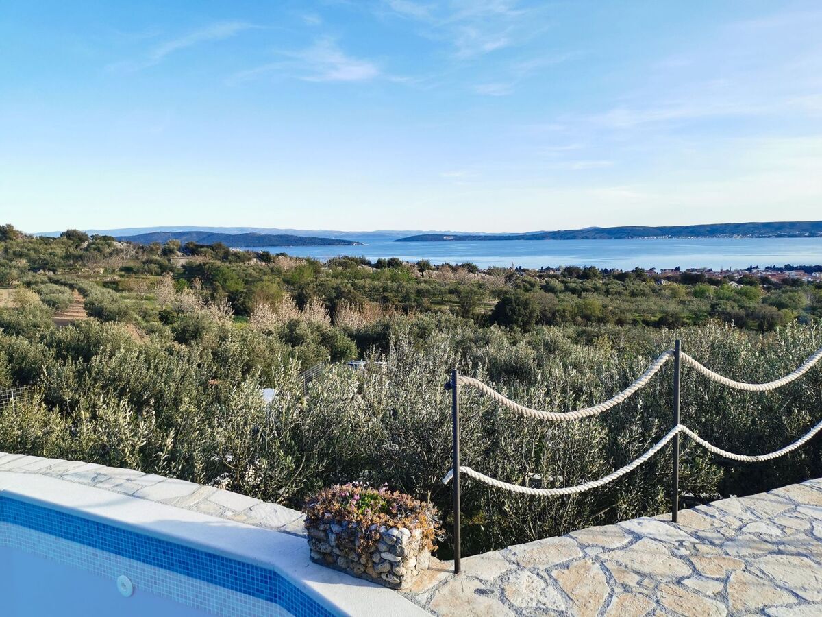 Maison Angelo en pierre avec piscine privée à Kaštel Lukšić - Photo 21