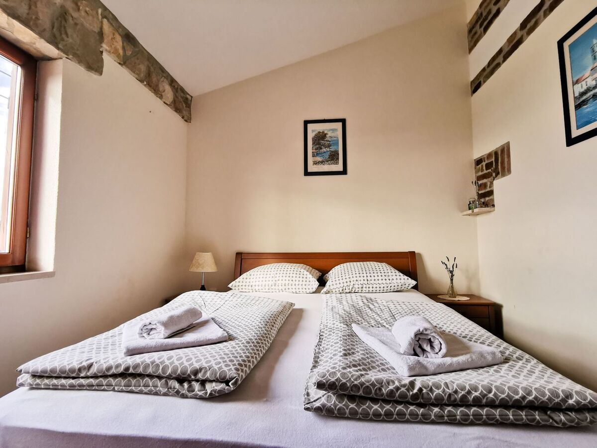 Maison Angelo en pierre avec piscine privée à Kaštel Lukšić - Photo 25