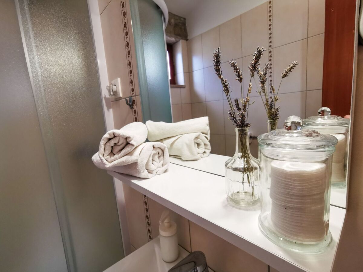 Maison Angelo en pierre avec piscine privée à Kaštel Lukšić - Photo 28