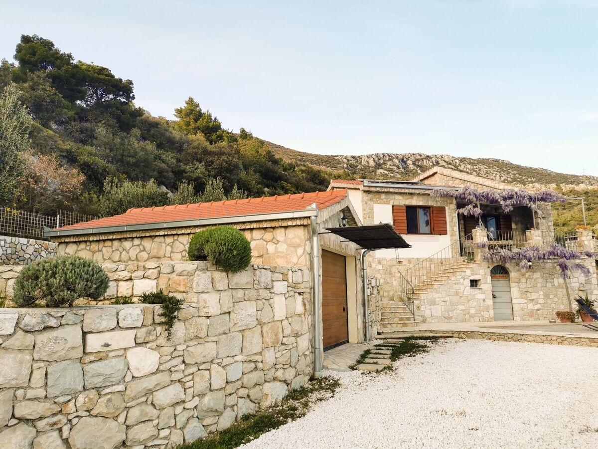 Maison Angelo en pierre avec piscine privée à Kaštel Lukšić - Photo 48