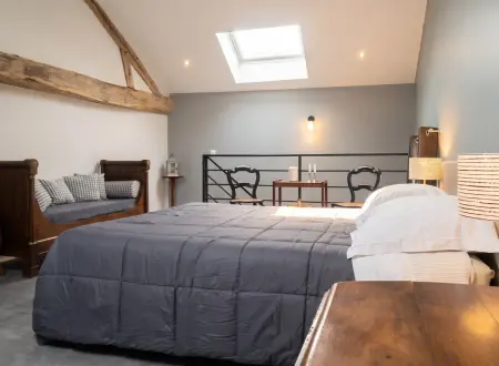 Maison avec jardin clos et terrasse à Lévigny, 1 chambre : photo 6