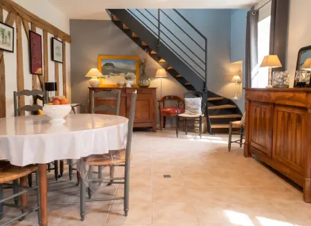 Maison avec jardin clos et terrasse à Lévigny, 1 chambre : photo 7