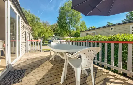 Mobil-home 6 pers. piscine chauffée au bord de l'étang : photo 1