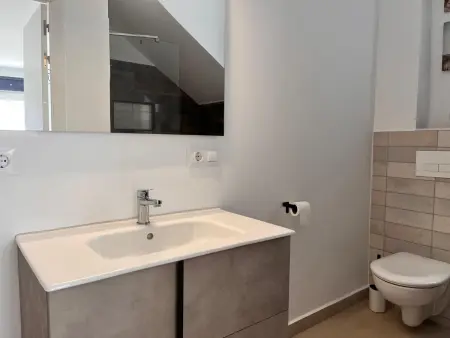 Villa canal avec piscine privée et amarrage – 8 pers. : photo 11