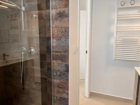 Villa canal avec piscine privée et amarrage – 8 pers. : photo 12