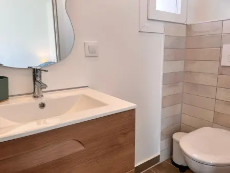 Villa canal avec piscine privée et amarrage – 8 pers. : photo 18