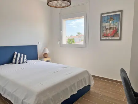 Villa canal avec piscine privée et amarrage – 8 pers. : photo 20