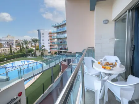 Appartement 3 chambres vue piscine à Calp, 100 m du centre : photo 4
