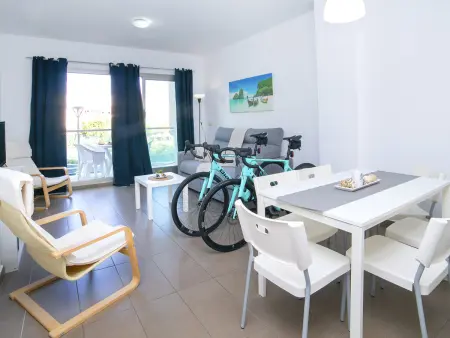 Appartement 3 chambres vue piscine à Calp, 100 m du centre : photo 9
