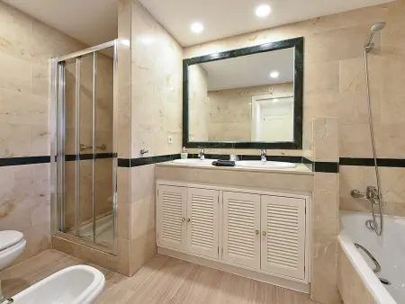 Appartement 2 ch avec jardin privé à Marbella, 200 m plage : photo 8