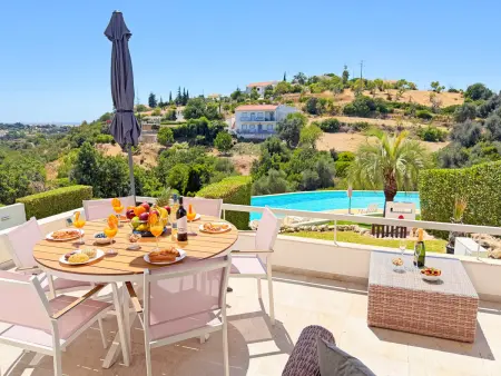 Location gite à Albufeira, Maison vue mer - 6 pers.