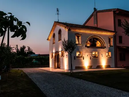 Location maison à Silea, Brick House in Silea