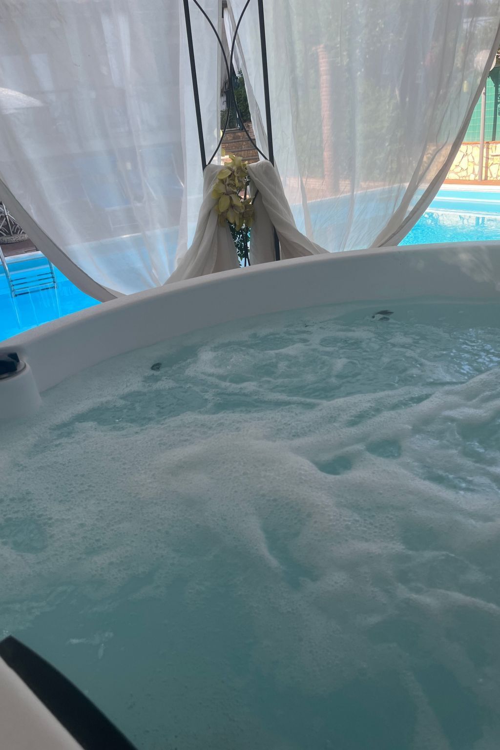 Villa Euthalia à Riposto : piscine chauffée et jacuzzi - Photo 3