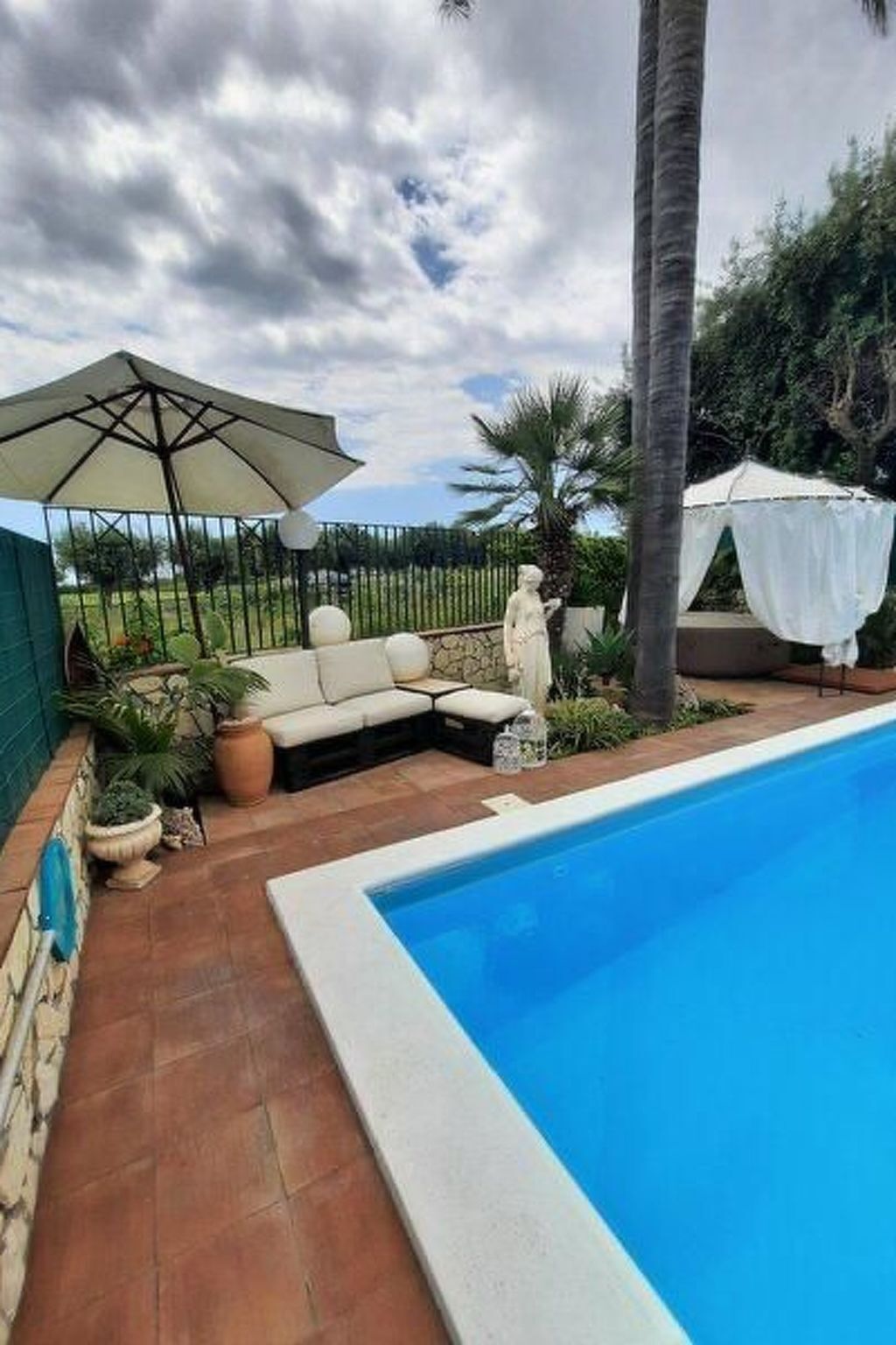 Villa Euthalia à Riposto : piscine chauffée et jacuzzi - Photo 9