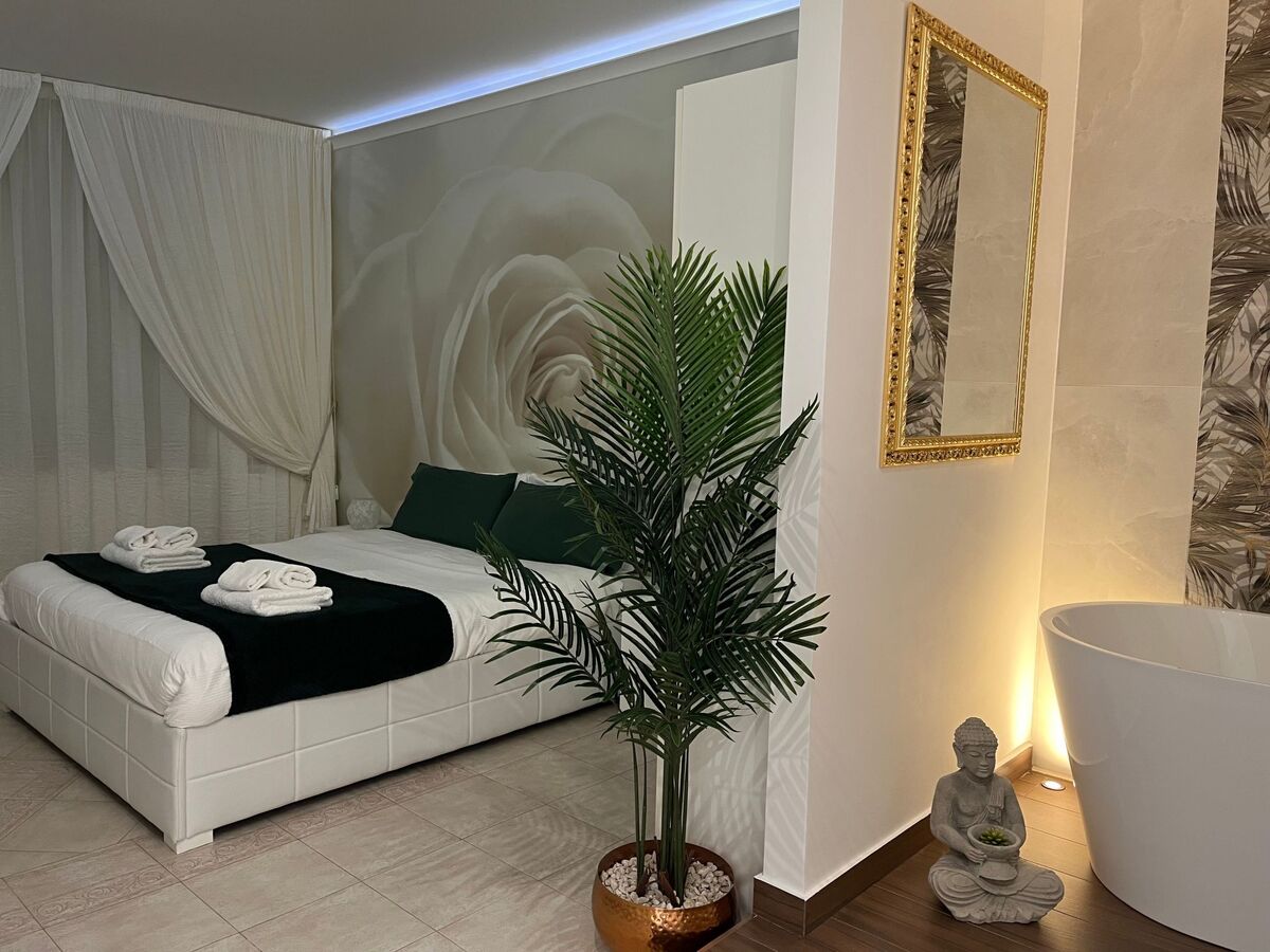 Villa Euthalia à Riposto : piscine chauffée et jacuzzi - Photo 22