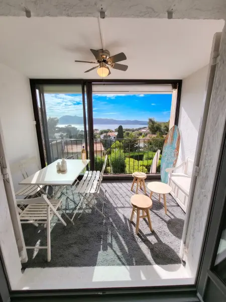 Appartement vue mer, piscine partagée, Saint-Mandrier-sur-Mer : photo 10