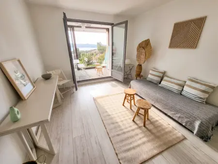Appartement vue mer, piscine partagée, Saint-Mandrier-sur-Mer : photo 12